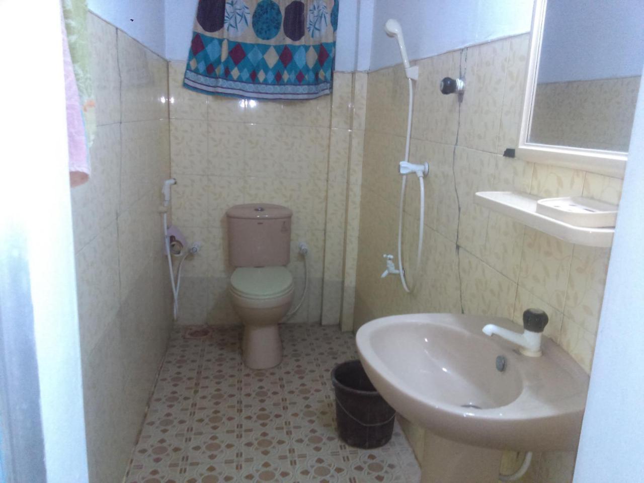 Kunam Beach Rest Inn Batticaloa Rom bilde