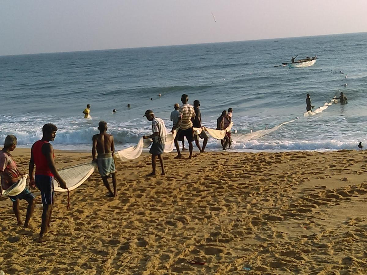 Kunam Beach Rest Inn Batticaloa Eksteriør bilde